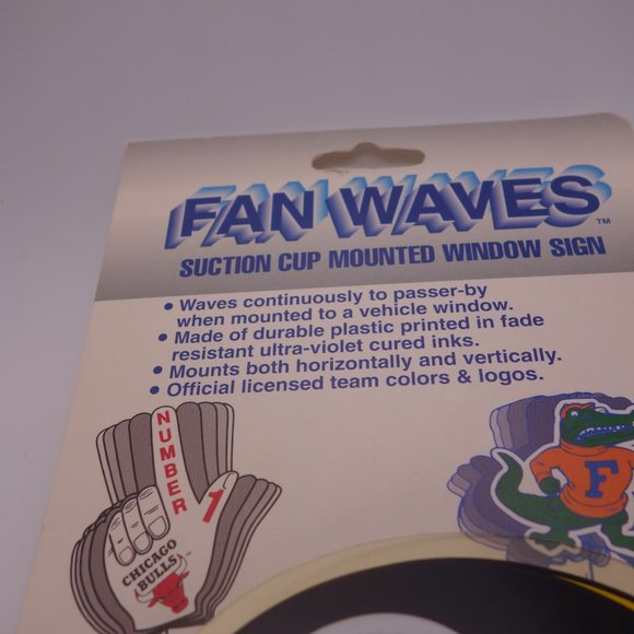 Pittsburgh Steelers Magnetic Sticker & Fan Waves Suction Cup Mounted Window Sign - Picture 6 of 11